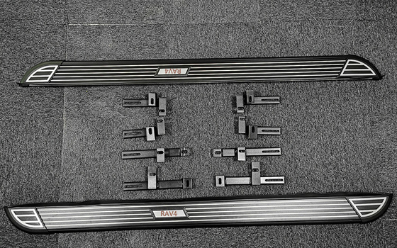 acheter Accessoires automatiques de voiture de pas de côté de conseils de fonctionnement de Toyota Rav4 d'alliage d'aluminium d'OEM online manufacture